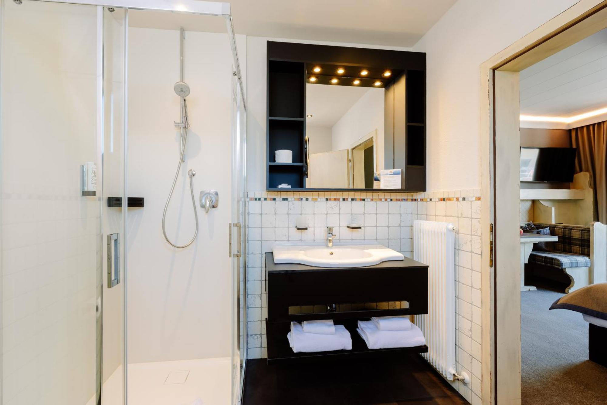 Mondi Hotel Tscherms Luaran gambar